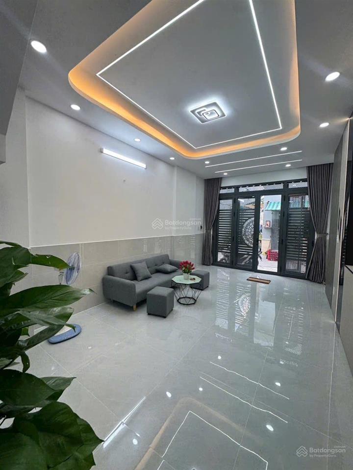 Nhà mới 3 tầng  xe hơi đỗ cửa