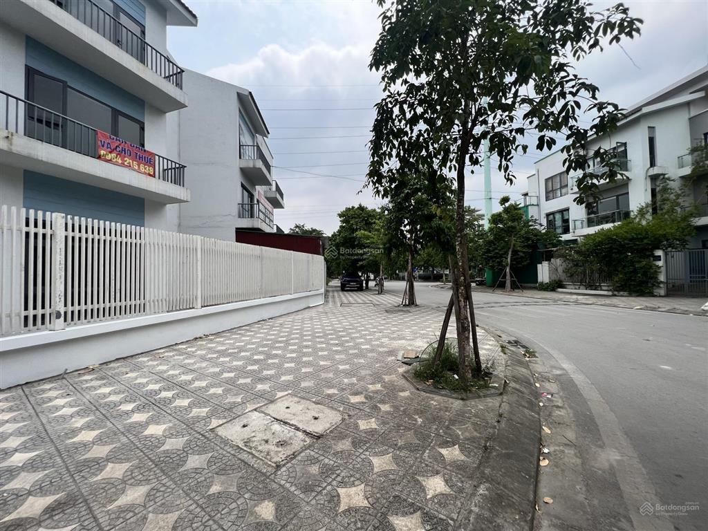 Bán căn lk 2 mặt đường, gần công viên. giá chỉ 27 tỷ tại dự án xuân phương tasco. 0971 797 ***