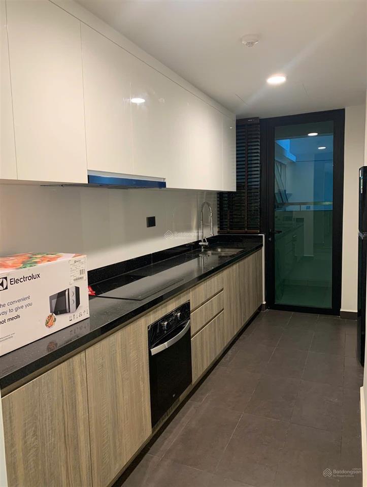 Bán cực gấp căn 2 phòng ngủ 88m2, tháp d feliz en vista, 0919 656 ***