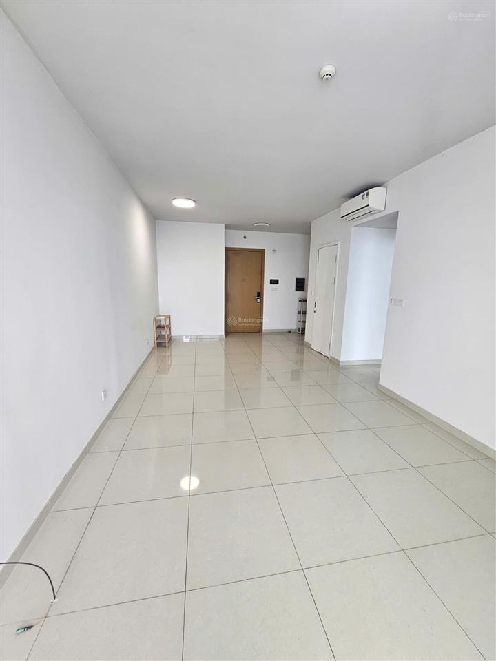 Cho thuê gấp căn 2 phòng ngủ , 98m2 , view sông , giá siêu hấp dẫn 17 triệu