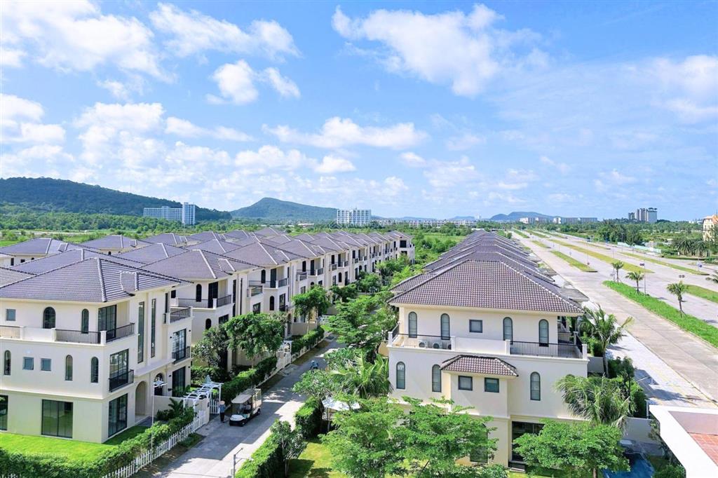 Mở bán đợt cuối biệt thự the residence resort & villas bãi trường, căn 4 phòng ngủ 237,8m2. 15,9 tỷ