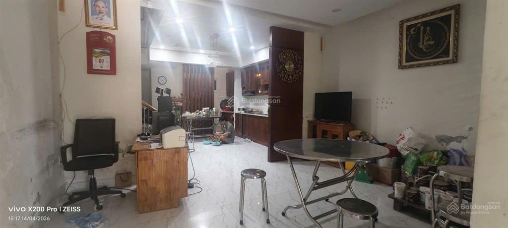 Người nhà cần về quê bán gấp căn nhà mt sát phạm hùng , 3 tầng giá 5,6tỷ