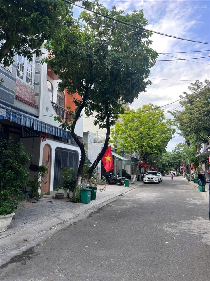 8,x tỷ có ngay nhà mt quận sơn trà 2 tầng cứng cáp, còn mới