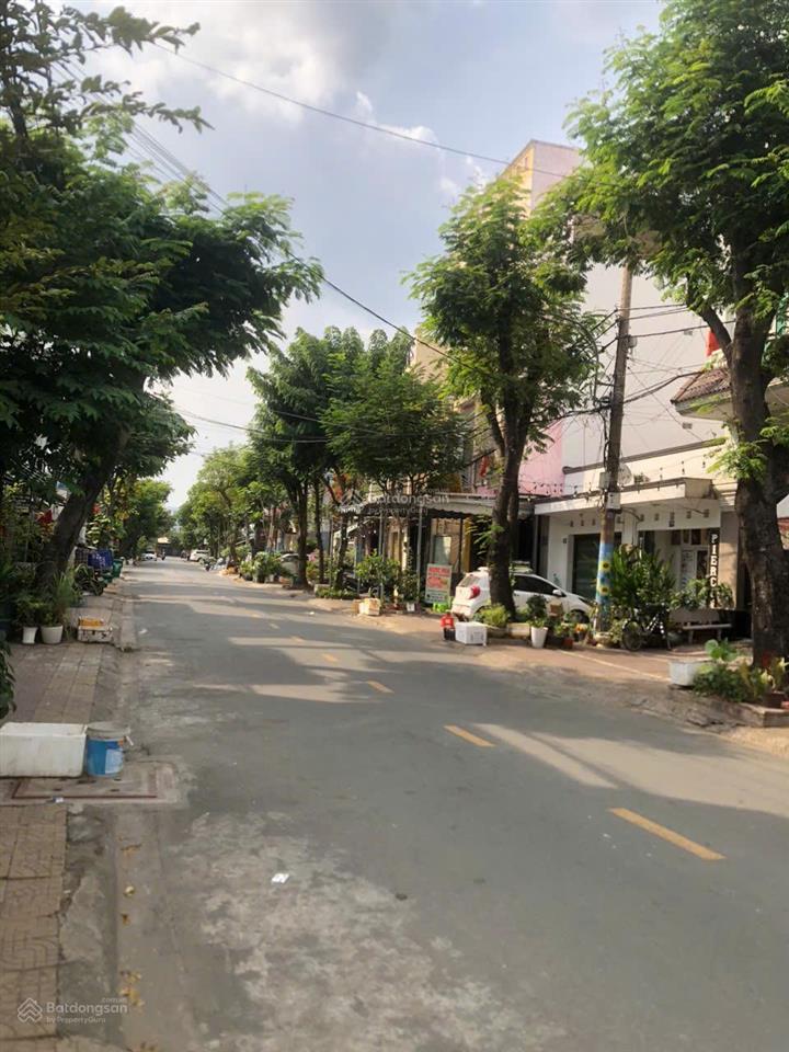 Cần bán 1 căn nhà đường 10 phường phước bình, quận 9, tp hcm