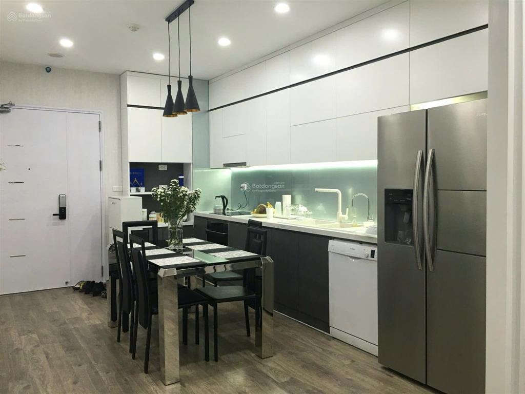 Chính chủ cần bán căn hộ ct4  vimeco nguyễn chánh  dt 101m2 3 ngủ full nội thất châu âu