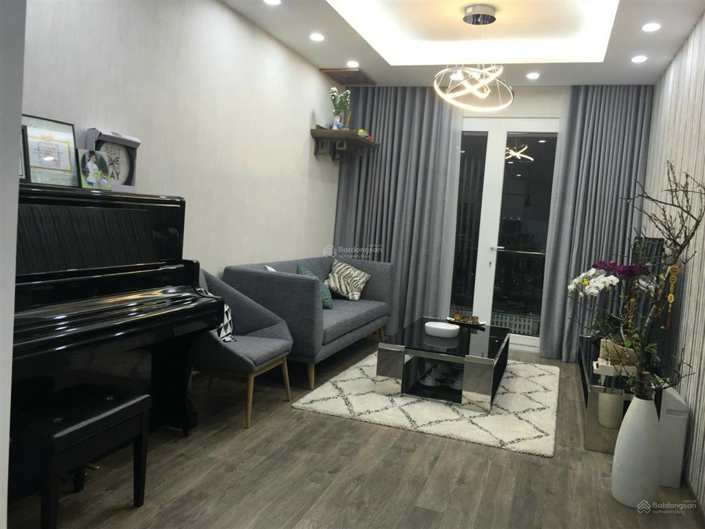 Chính chủ cần bán căn hộ ct4  vimeco nguyễn chánh  dt 101m2 3 ngủ full nội thất châu âu