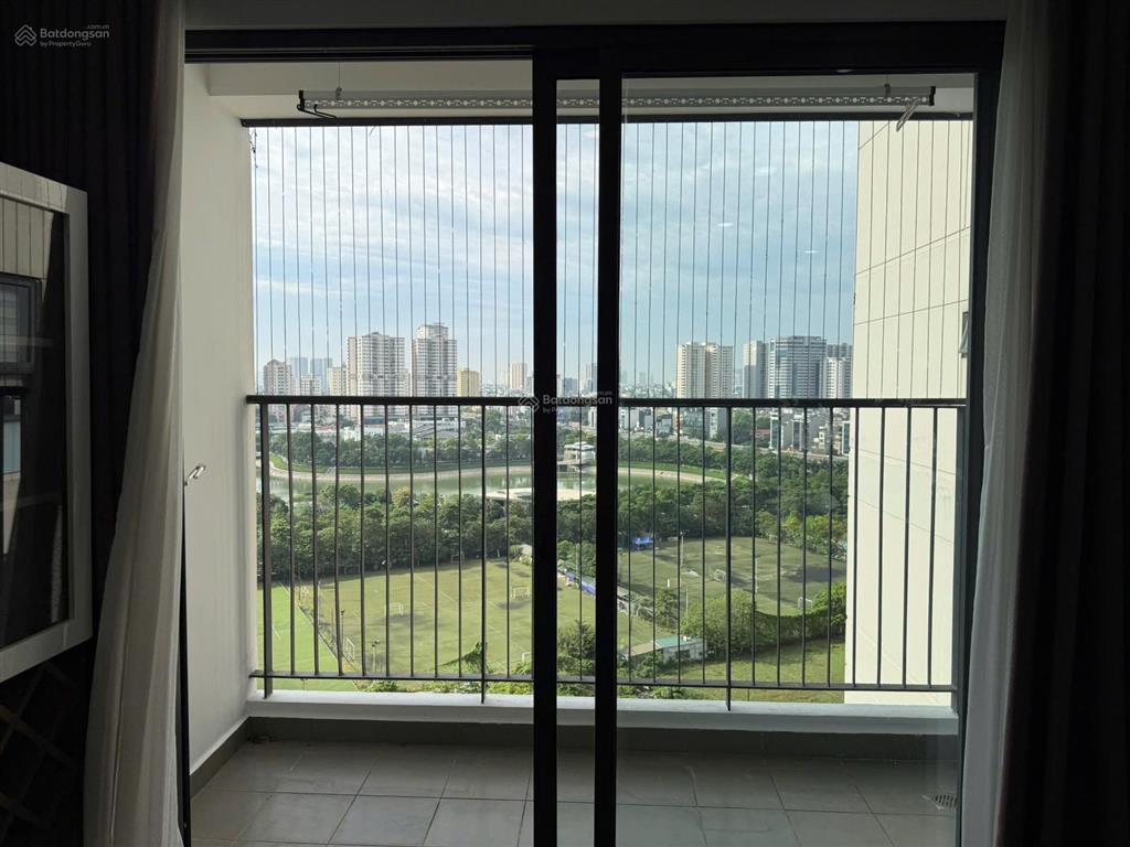 Chính chủ cần bán căn hộ chung cư cao cấp vinhomes d'capitale  119 trần duy hưng 73m2 full đồ