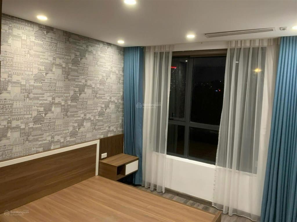 Tôi cần cho thuê căn hộ chung cư hongkong tower ( bên cạnh đh gtvt), 107m2 căn góc full đồ đẹp
