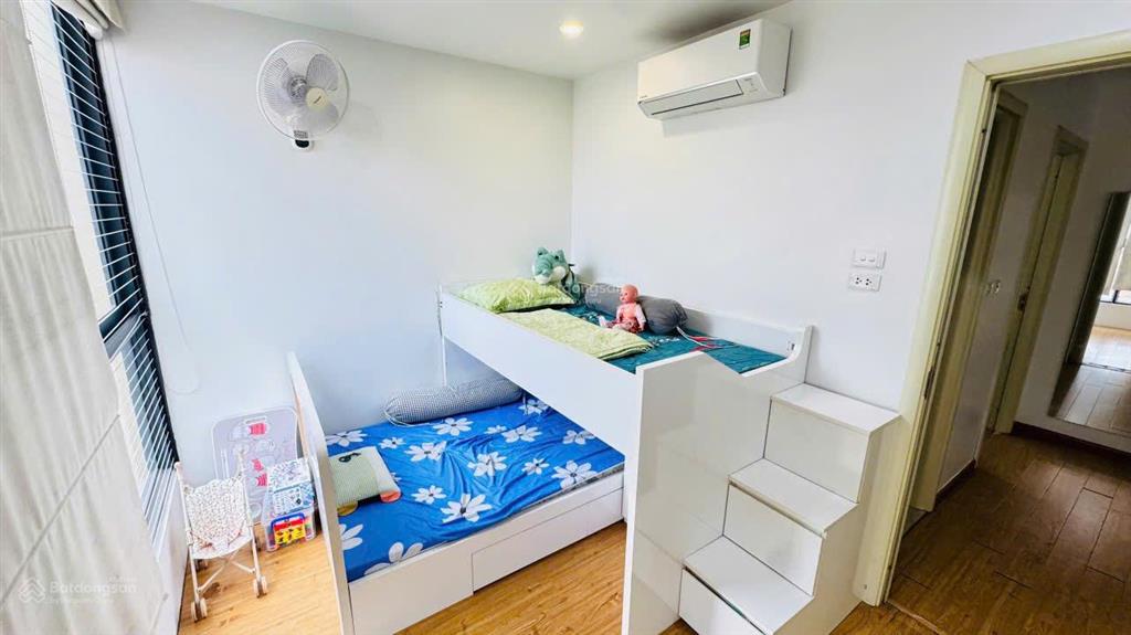 Cho thuê căn hộ 72m2, 2 phòng ngủ full đồ tòa yên hòa sunshine  số 9 vũ phạm hàm. 0969 503 ***