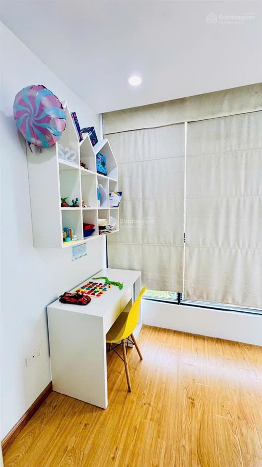 Cho thuê căn hộ 72m2, 2 phòng ngủ full đồ tòa yên hòa sunshine  số 9 vũ phạm hàm. 0969 503 ***