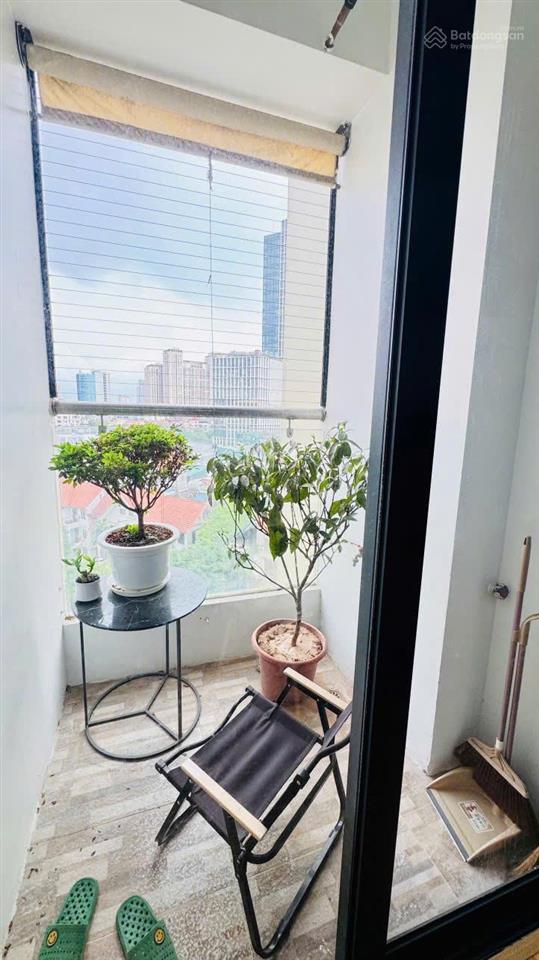 Cho thuê căn hộ 72m2, 2 phòng ngủ full đồ tòa yên hòa sunshine  số 9 vũ phạm hàm. 0969 503 ***