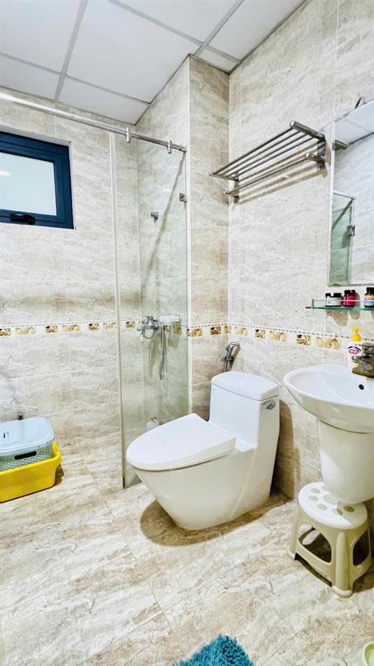 Cho thuê căn hộ 72m2, 2 phòng ngủ full đồ tòa yên hòa sunshine  số 9 vũ phạm hàm. 0969 503 ***