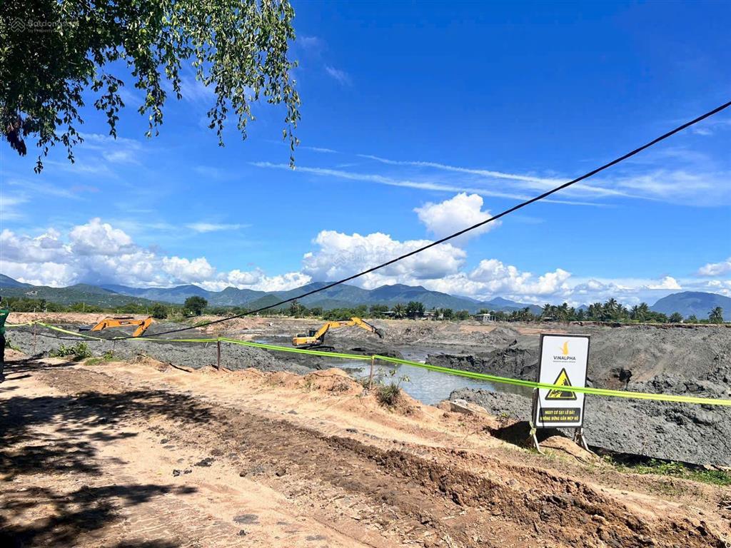 Tìm đâu ra 1 lô đất ngang 10 dài 50 full thổ, đối diện vin cam ranh, view trọn vịnh cam ranh