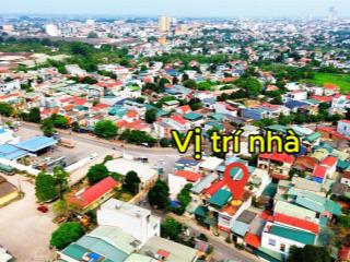 Bán nhà 2 tầng trung phương, nông trang, 4,6 tỷ, 113m2, kinh doanh