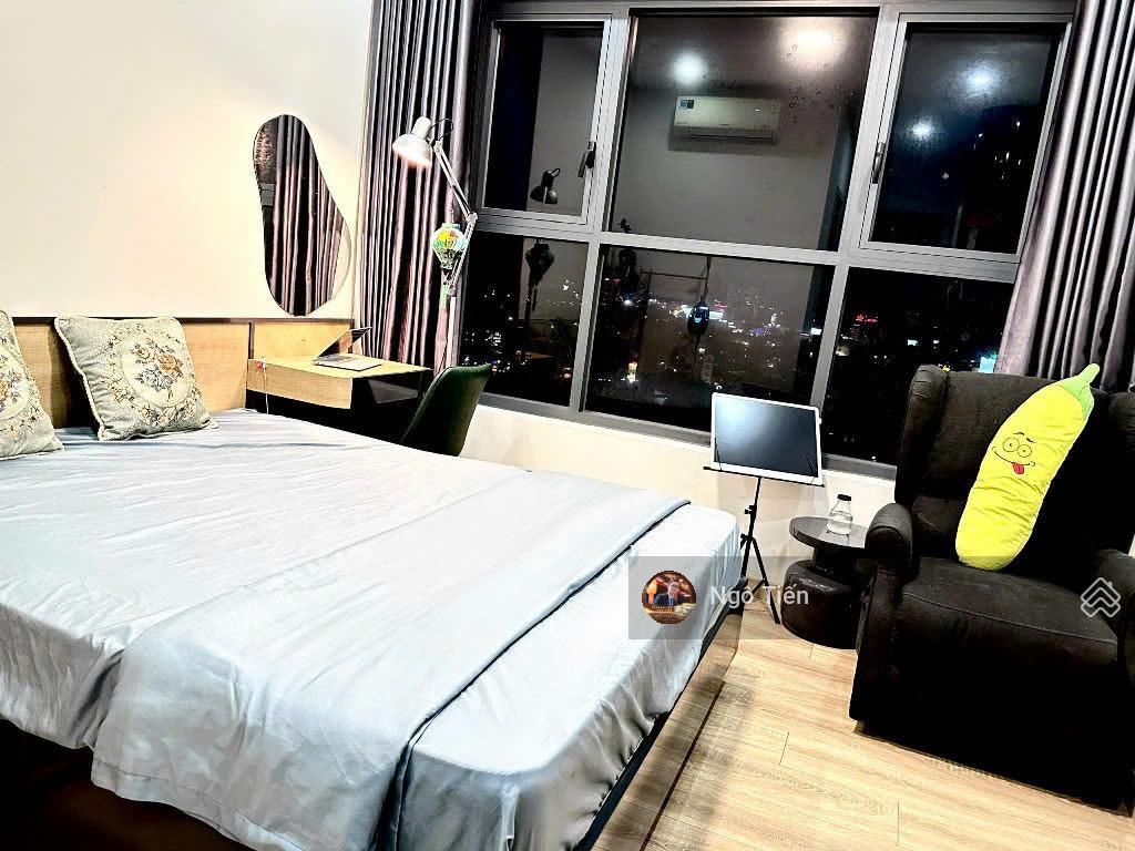 Bán thu hồi trước tết, căn 2pn 78m2 full nội thất mới đẹp giá thương lượng tốt cho khách thiện chí