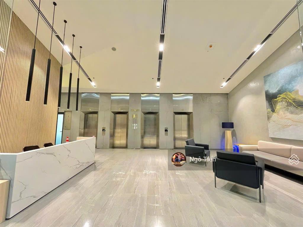 Suất đầu tư 2pn 79m2 chỉ 2.330 tỷ  full nội thất có sẵn hợp đồng thuê 11 triệu hàng tháng ổn định