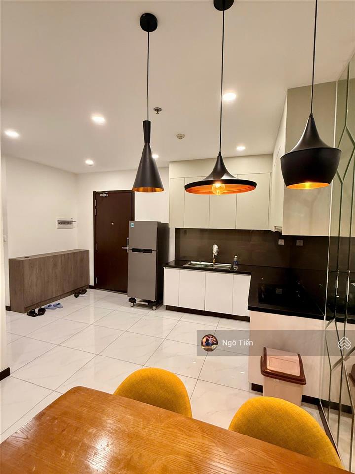 Suất đầu tư 2pn 79m2 chỉ 2.330 tỷ  full nội thất có sẵn hợp đồng thuê 11 triệu hàng tháng ổn định