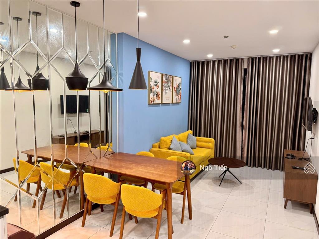 Suất đầu tư 2pn 79m2 chỉ 2.330 tỷ  full nội thất có sẵn hợp đồng thuê 11 triệu hàng tháng ổn định