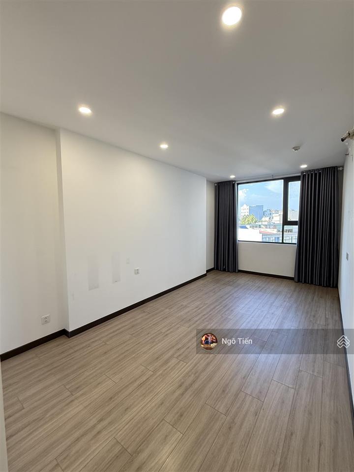 Cho thuê nhanh c  skyview giảm giá 2pn 80m2 6,5 triệu/tháng có máy lạnh, rèm