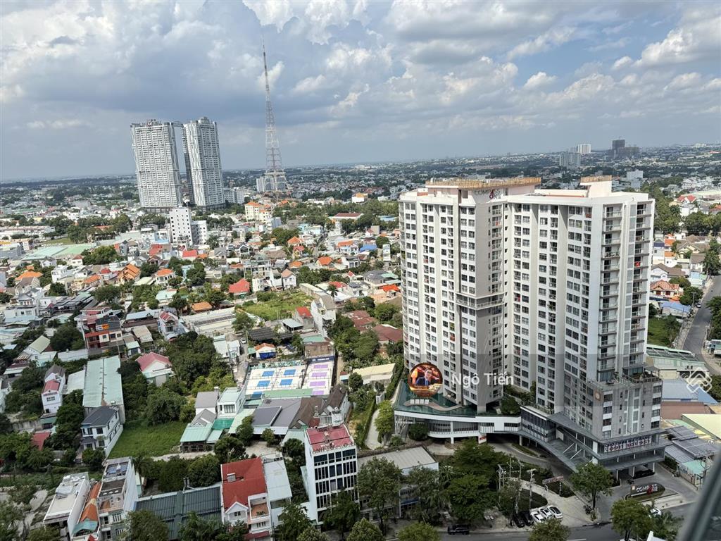 Cho thuê nhanh c  skyview giảm giá 2pn 80m2 6,5 triệu/tháng có máy lạnh, rèm