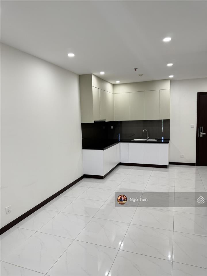 Cho thuê nhanh c  skyview giảm giá 2pn 80m2 6,5 triệu/tháng có máy lạnh, rèm
