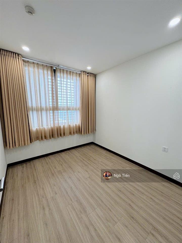 Bán gấp căn hộ 1pn 53m cskyview. chỉ 1ty750 thương lượng. sổ hồng sẵn sang tên ngay