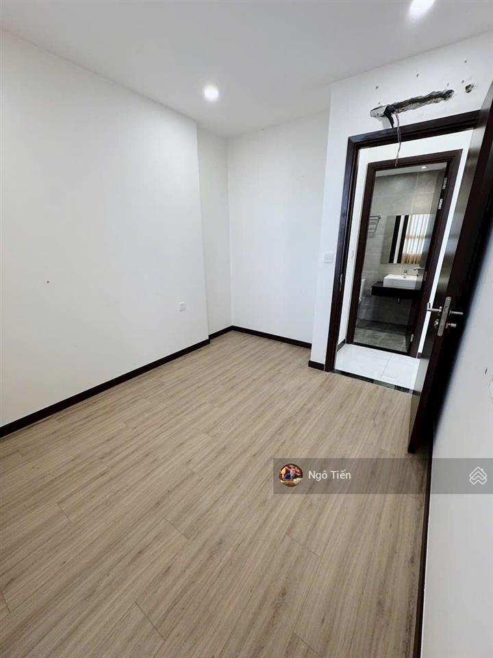 Bán gấp căn hộ 1pn 53m cskyview. chỉ 1ty750 thương lượng. sổ hồng sẵn sang tên ngay