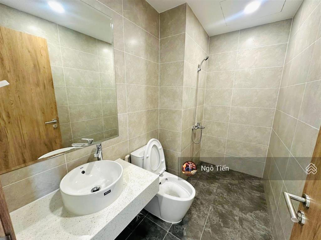 Cho thuê căn hộ the maison 1pn+ 47m2 chỉ 5 triệu có 2 máy lạnh mới, giường tủ, bếp, rèm 2 lớp....