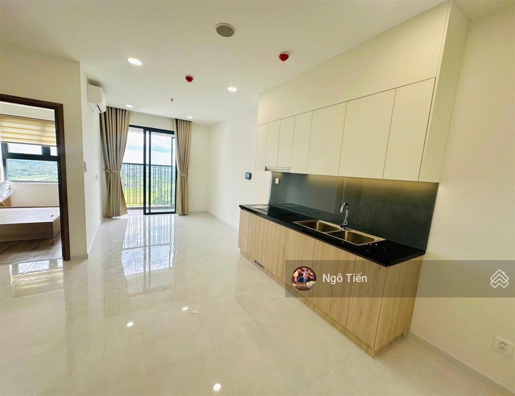 Cho thuê căn hộ the maison 1pn+ 47m2 chỉ 5 triệu có 2 máy lạnh mới, giường tủ, bếp, rèm 2 lớp....