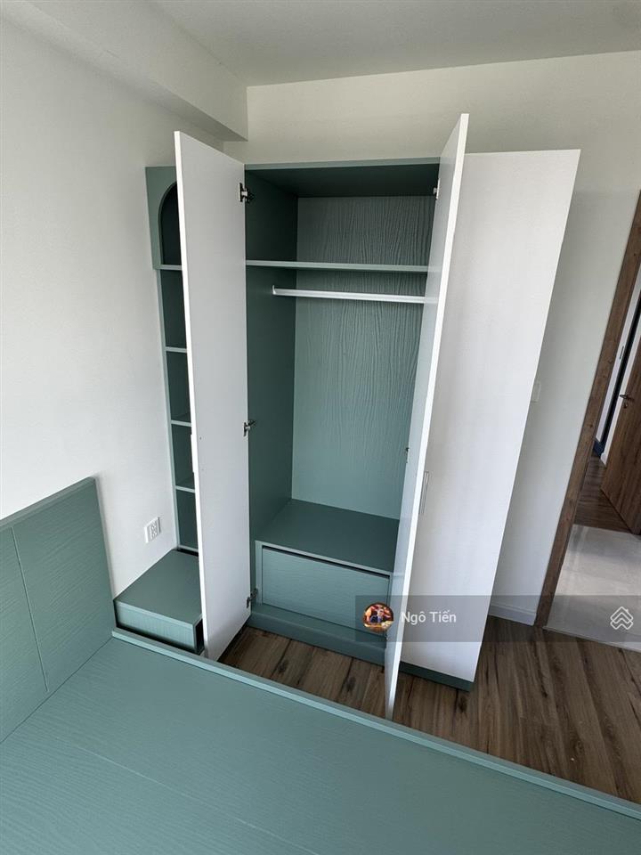 Bán căn hộ the maison  căn góc 3pn có 3 hướng view đẹp  có nội thất chỉ 2,450 tỷ bao thuế