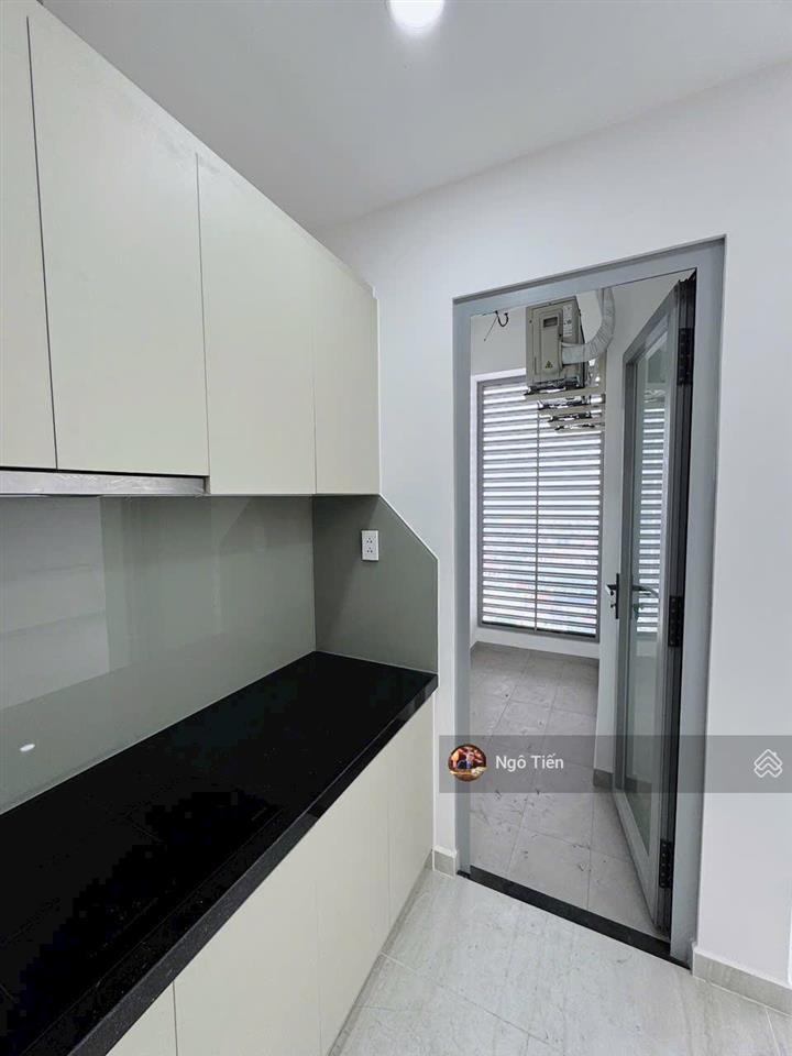 Ngộp lãi ngân hàng nên cần bán lỗ giảm 600 triệu căn 2pn 2wc 69m ở happy one central, kdc phú hòa