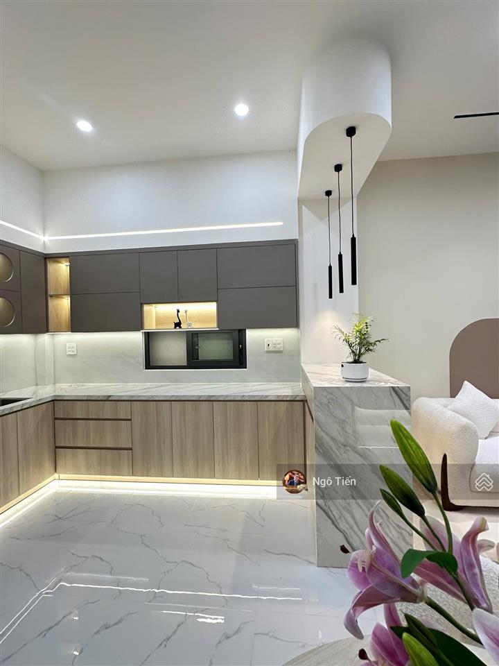 Nhà riêng mới xây 1 lầu  cách lộ ô tô chỉ 40m ở đường trần hoàng na, gần bv da liễu cần thơ