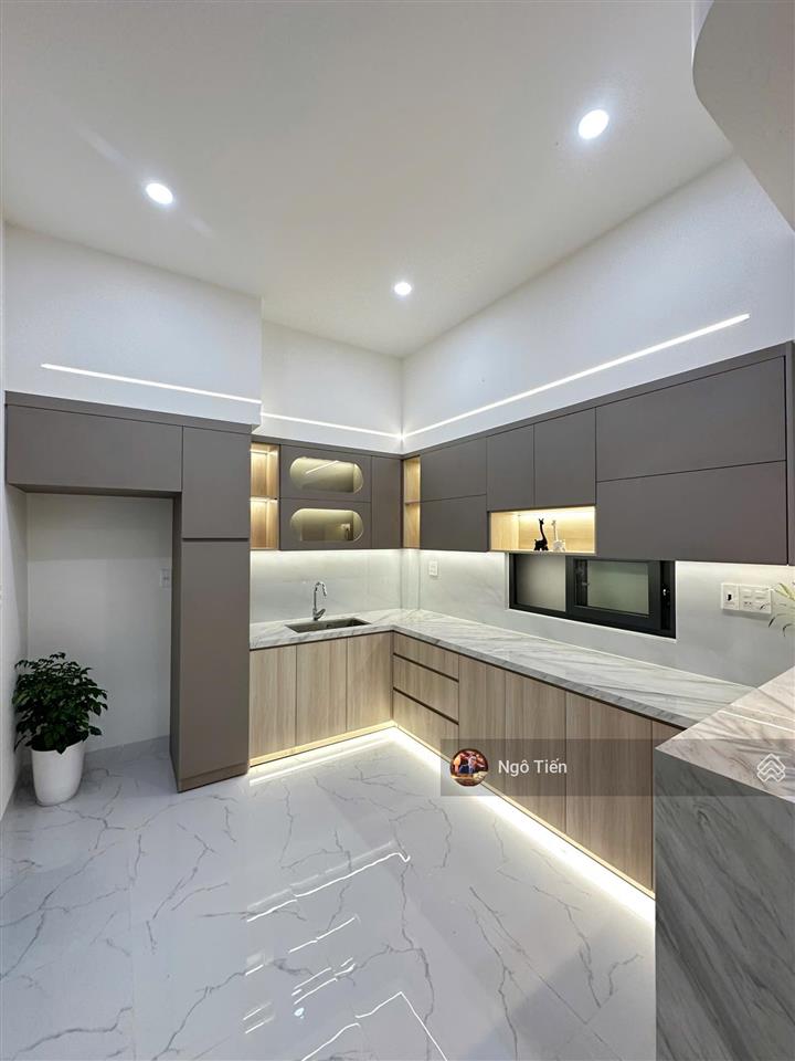 Nhà riêng mới xây 1 lầu  cách lộ ô tô chỉ 40m ở đường trần hoàng na, gần bv da liễu cần thơ