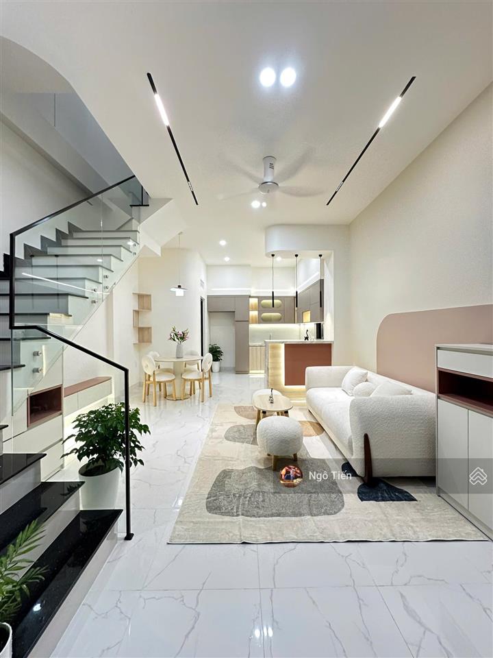 Nhà riêng mới xây 1 lầu  cách lộ ô tô chỉ 40m ở đường trần hoàng na, gần bv da liễu cần thơ