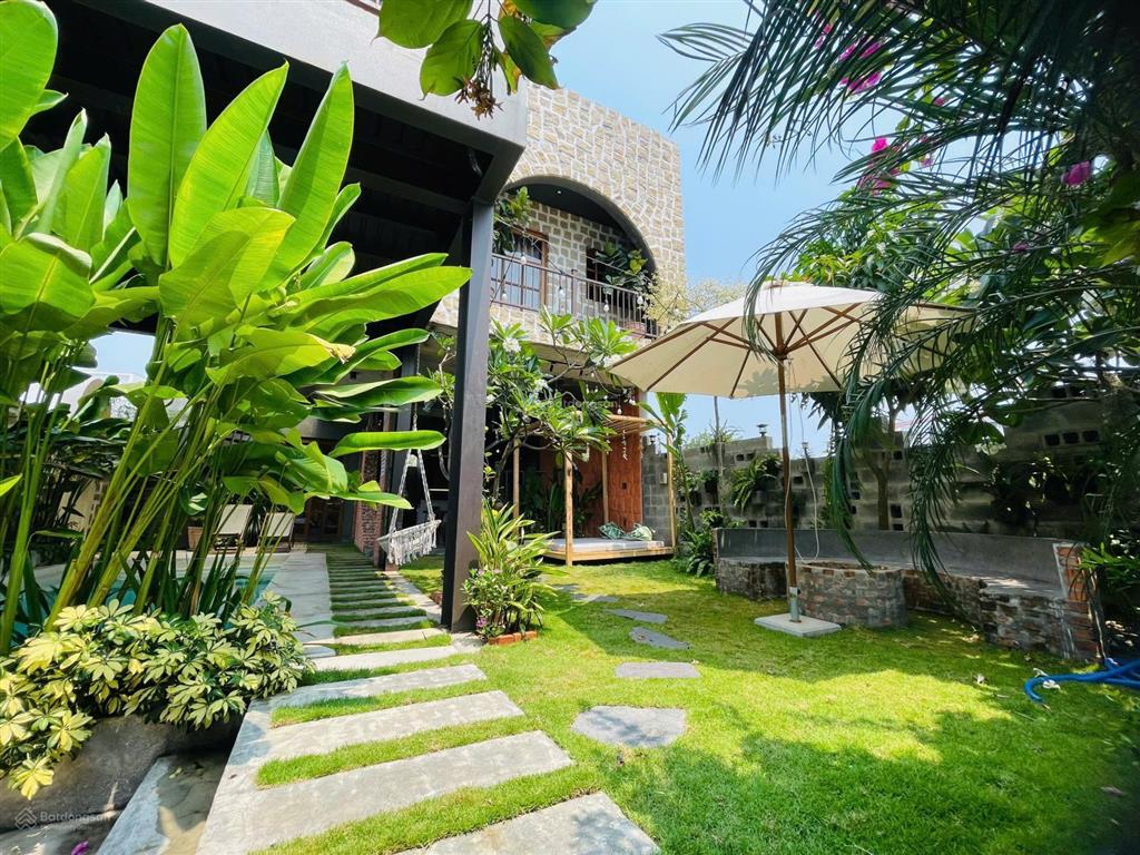 Bán villa hồ trảng kèo hội an  200m2 ngang 10m  5pn hồ bơi  dòng tiền khủng
