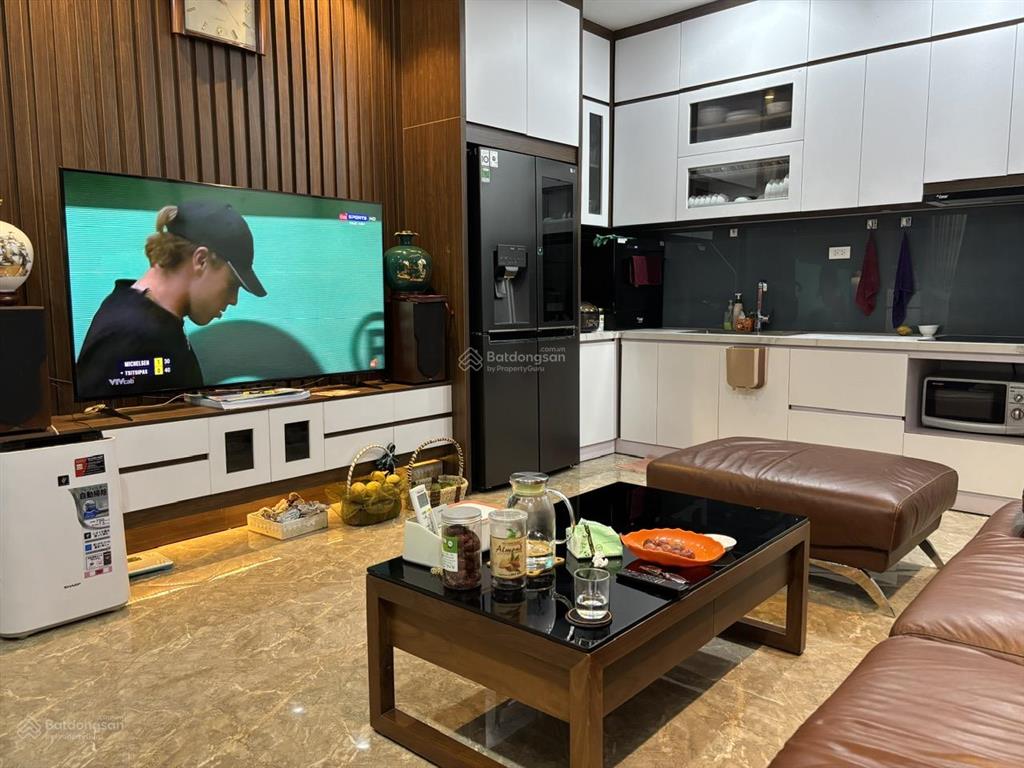 Bán nhà mặt phố tại số 193, nguyễn ngọc nại, 68 tỷ, 103 m2, giá ưu đãi hot!