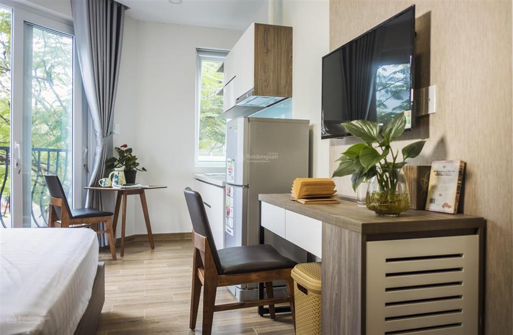 Hàng hiếm đối diện rmit | studio góc 2 mặt | ban công lớn | view biệt thự | full nội thất
