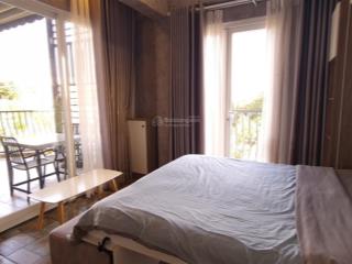 Căn hộ studio balcony kết hợp giường&sofa đối diện đh rmit  full nội thất + full dịch vụ tiện ích