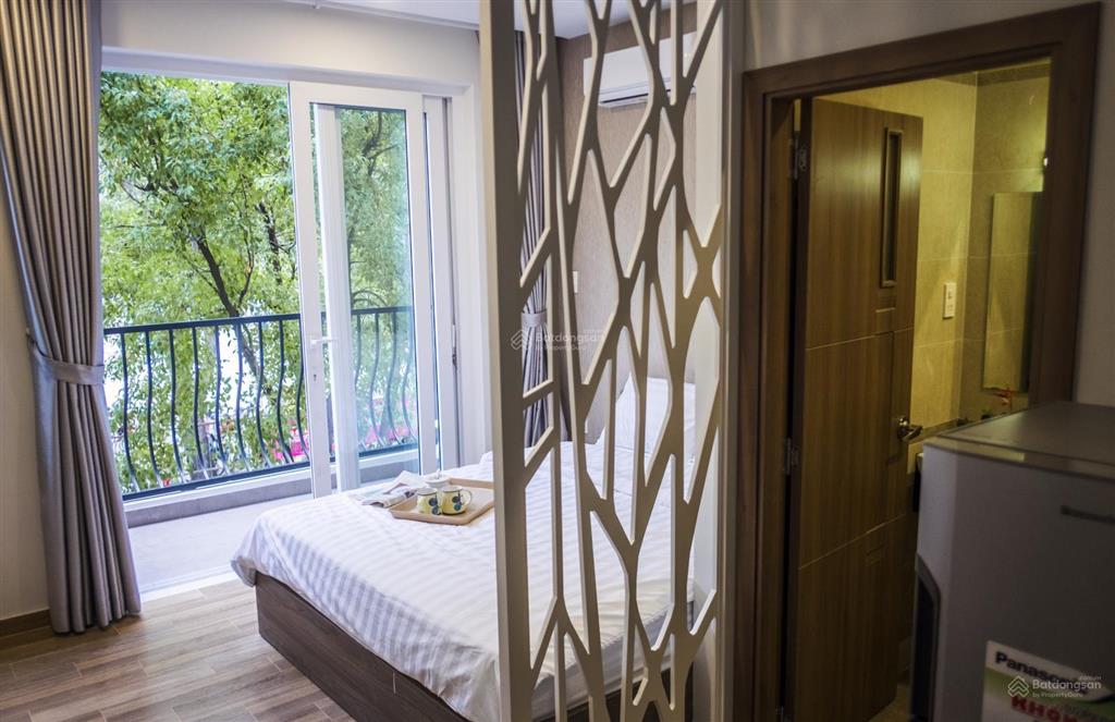 Cho thuê căn studio tuyệt đẹp như bức tranh  đối diện đh rmit namsaigon  full dịch vụ tiện tích