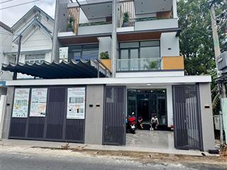 Cho thuê nhà 1 trệt 2 lầu phường phú mỹ 3pn3wc có nội thất sân xe hơi