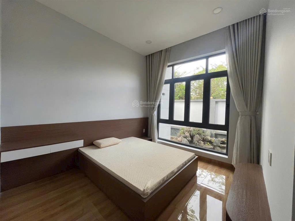 Cho thuê nhà sân vườn 3pn, 4wc, p phú hòa, tp thủ dầu một gần trường cao đẳng y tế bình dương