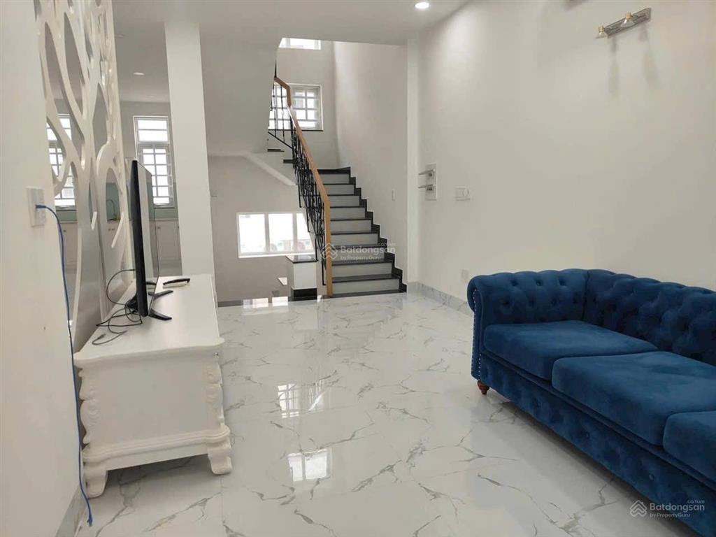 Cho thuê nhà 1 trệt 3 lầu thương mại dịch vụ phú mỹ 4pn4wc đầy đủ nội thất