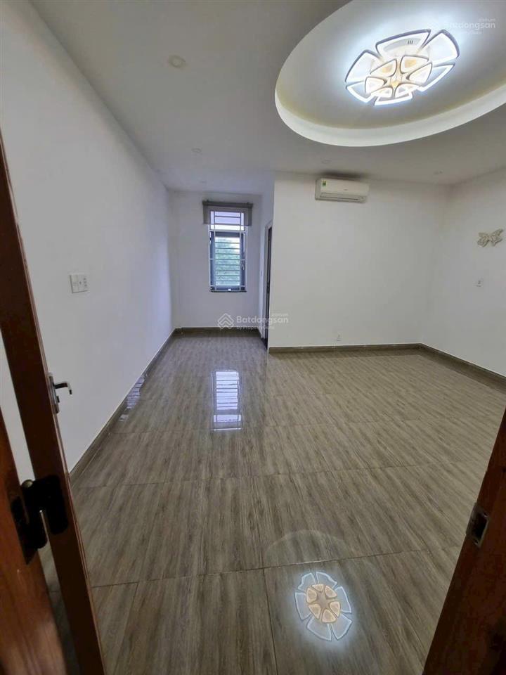 Cho thuê nhà 1 trệt 2 lầu khu đô thị phúc đạt phường phú lợi 4pn4wc