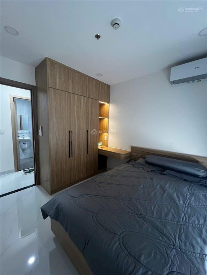 Cho thuê căn hộ c2 phú mỹ 2 phòng ngủ 2wc nội thất cao cấp  dọn vào ở ngay