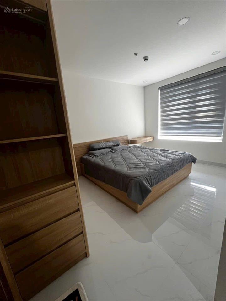 Cho thuê căn hộ c2 phú mỹ 2 phòng ngủ 2wc nội thất cao cấp  dọn vào ở ngay