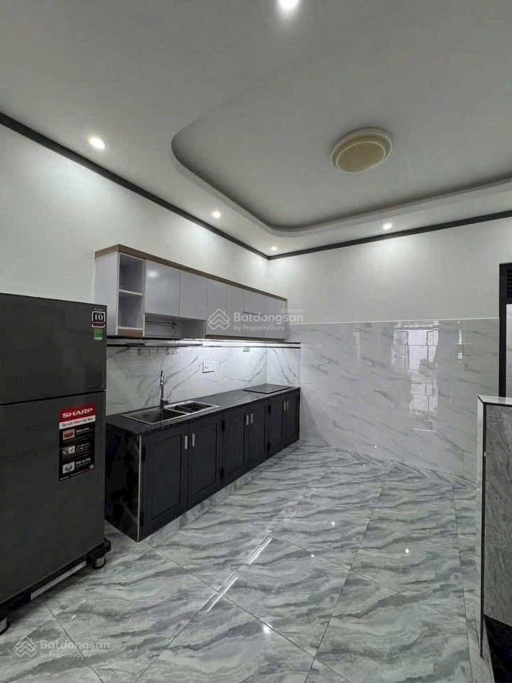 Cho thuê nhà 1 trệt 1 lầu gần chợ phú hoà 2pn3wc đầy đủ nội thất