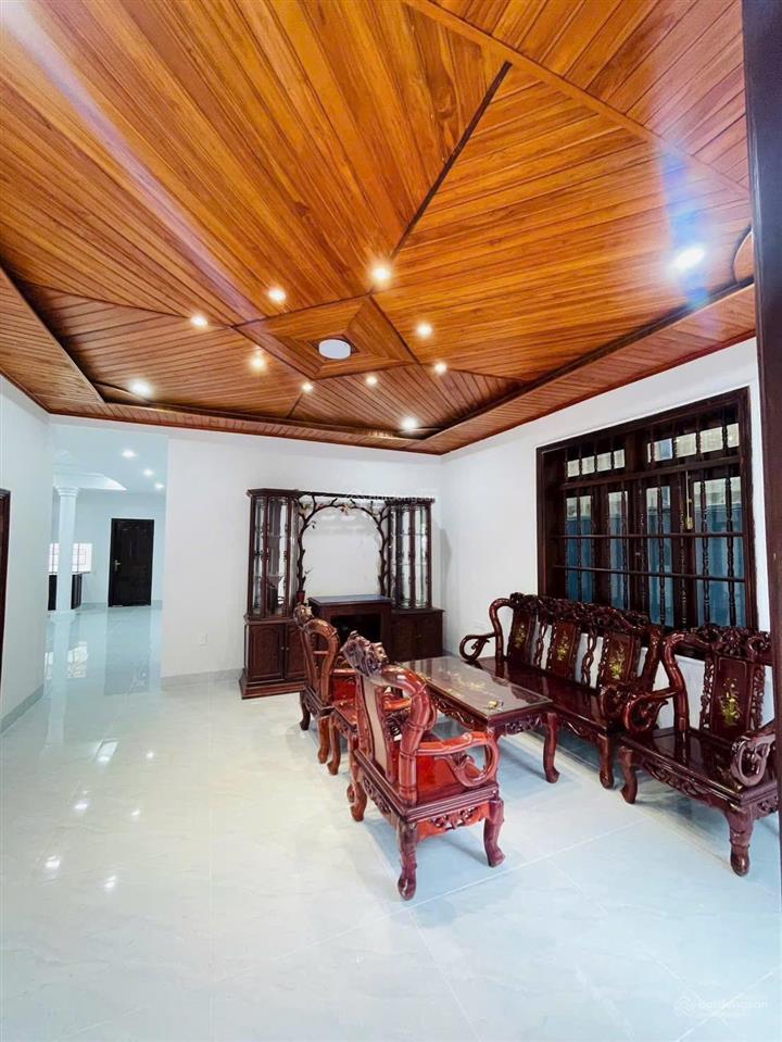 Cho thuê nhà 1 trệt 1 lầu phường hiệp thành 4pn4wc gần đại học bình dương