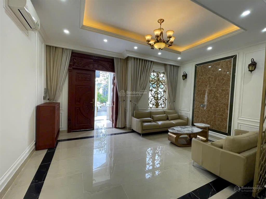 Cho thuê nhà kdc phú hoà 1 gần đại học thủ dầu một 4pn4wc