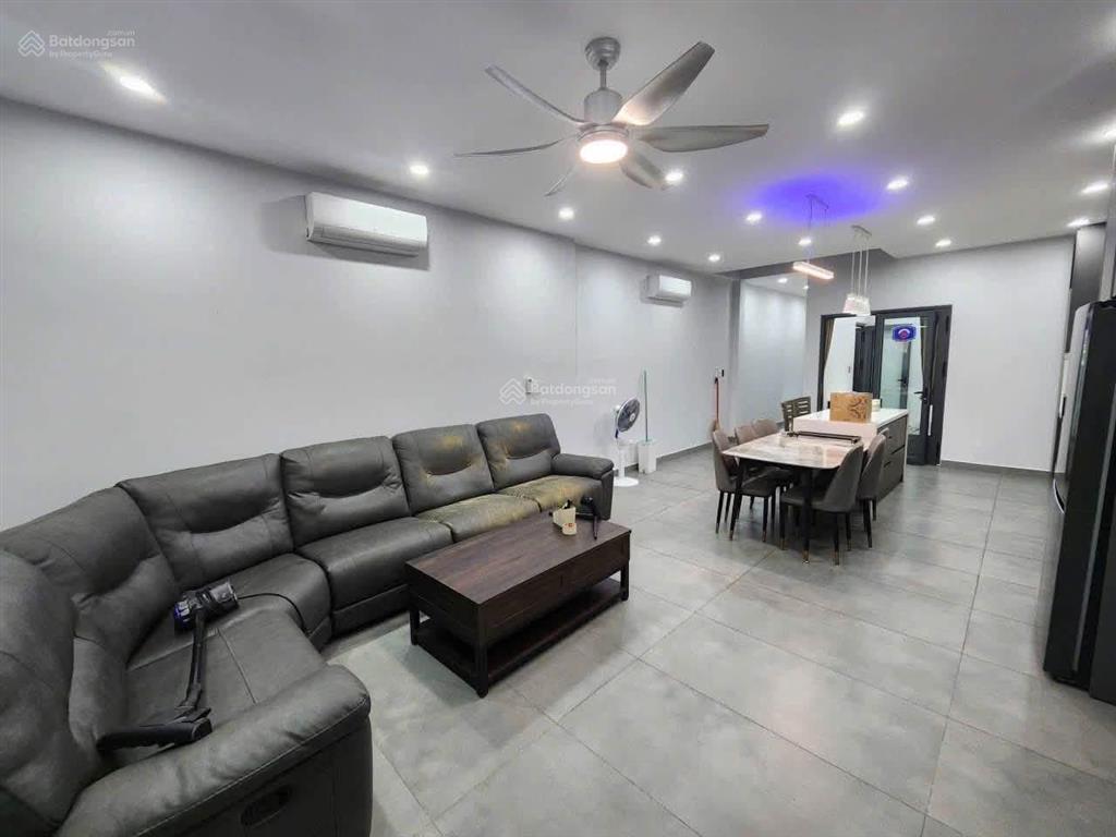 Cho thuê nhà 1 trệt 2 lầu phường phú mỹ 4pn3wc đầy đủ nội thất sân xe hơi