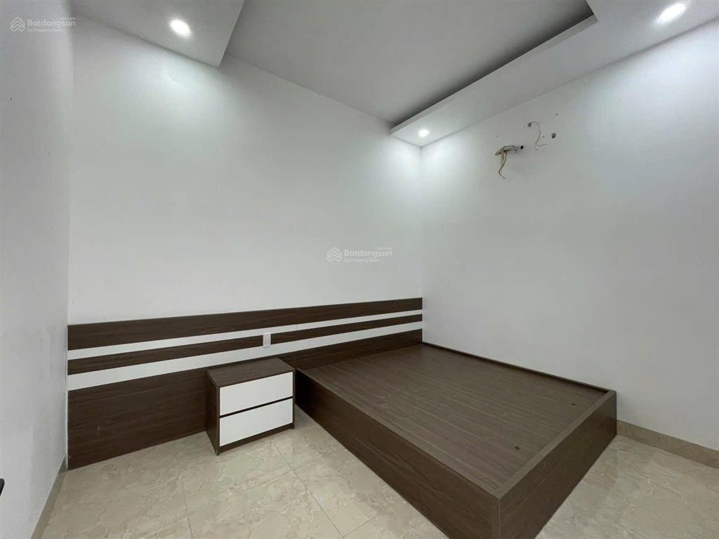 Cho thuê nhà 1 trệt 2 lầu phường phú mỹ 4pn4wc sân đậu xe hơi